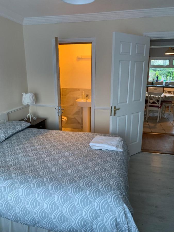 Ceol Na Mara Bed & Breakfast Westport Exterior photo