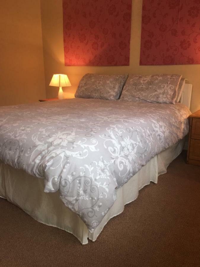 Ceol Na Mara Bed & Breakfast Westport Exterior photo